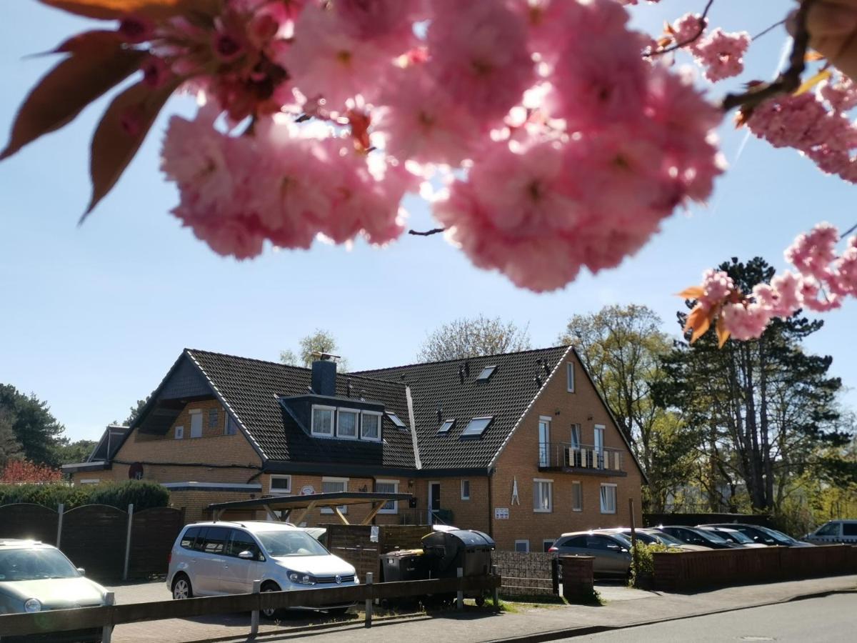 Pension Haus Erika Hotel Cuxhaven Exterior photo